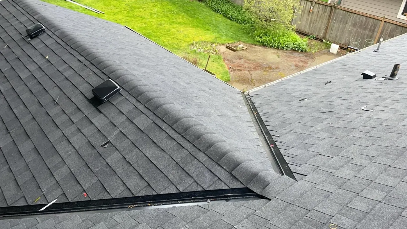 Replacement with ridge vent - Architectural shingle project in Greater Seattle area